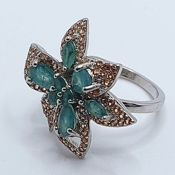 Natural Emerald 6x4mm & Sapphire 925 Sterling Silver Ring Sz 6. - Picture 4 of 6